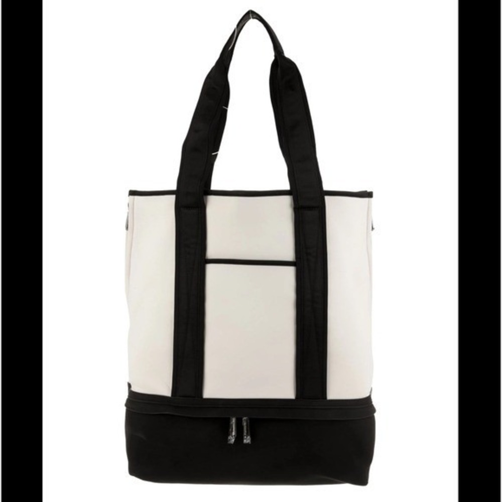 Caraa x Athleta Everyday Vinyasa Tote GUC Bone Color Shoe Section Active Travel